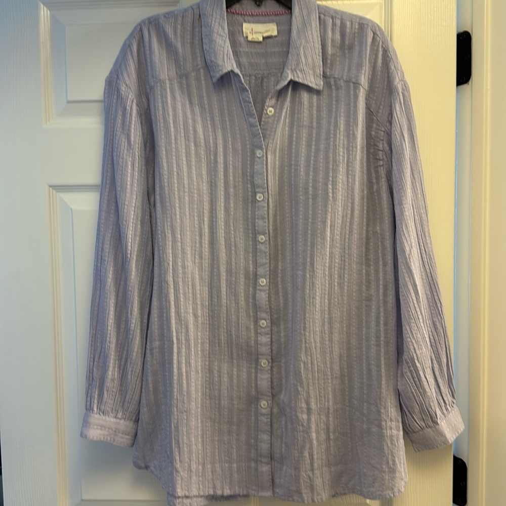 Super cut, comfy button down shirt by Anthropologie, size large